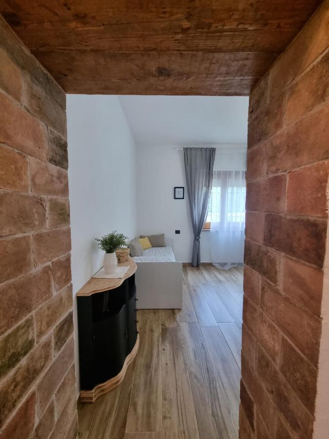 Da Laura Hotell Bottidda Exteriör bild